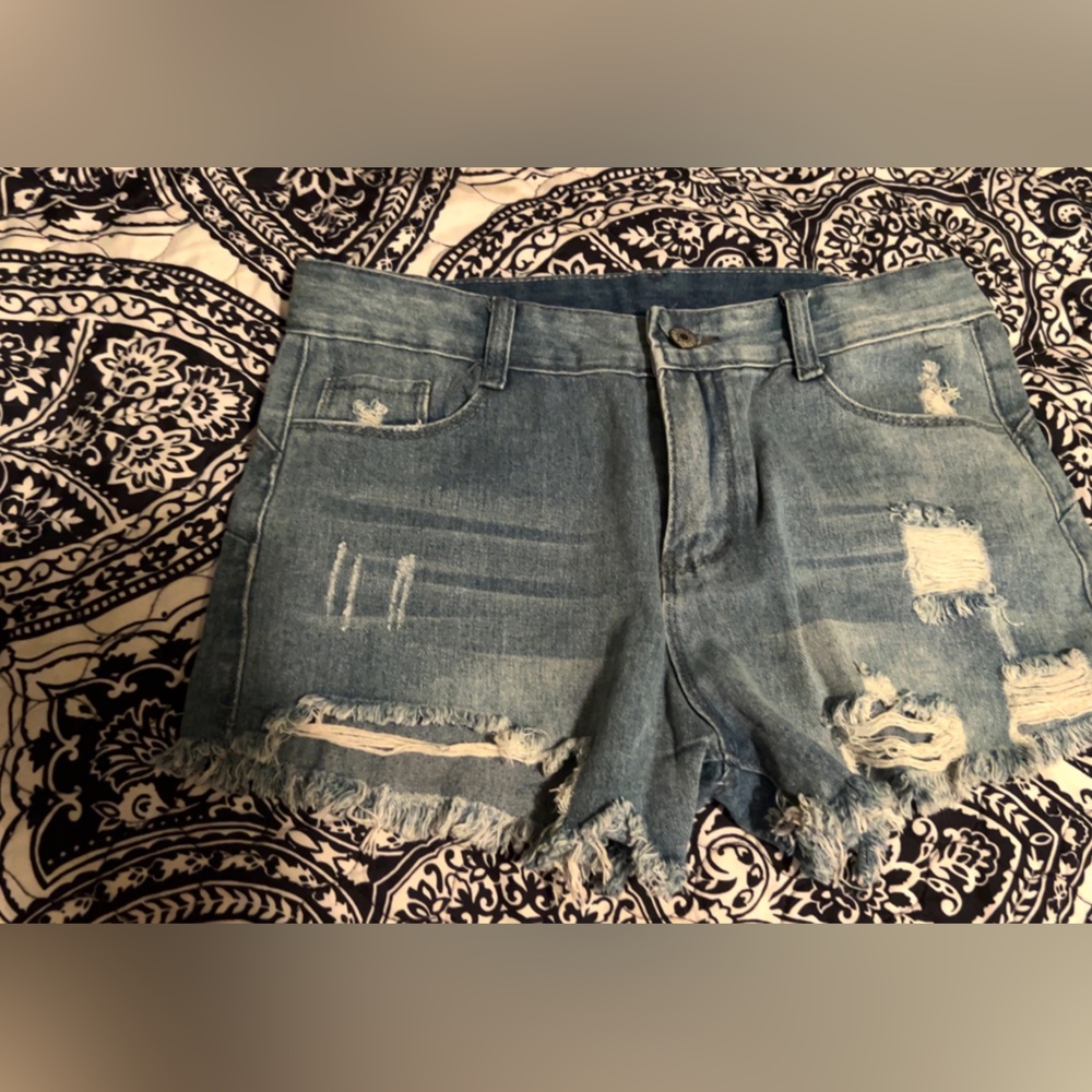 Short shorts size 9 large